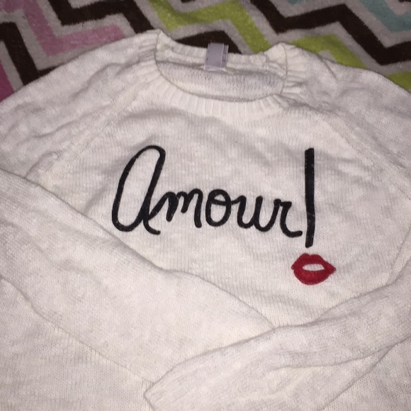 Cute sweatshirt - Picture 1 of 3